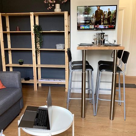 T2 Home Sweet Home Gare Wifi Parking Évreux Eksteriør bilde