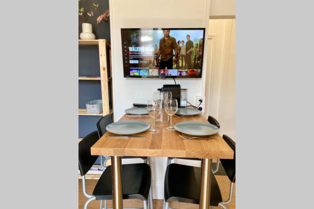 T2 Home Sweet Home Gare Wifi Parking Évreux Eksteriør bilde